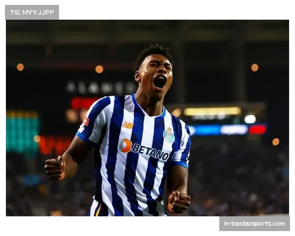 奥莫罗迪翁混合头球与速度优势 1米93身高配34.5公里时速